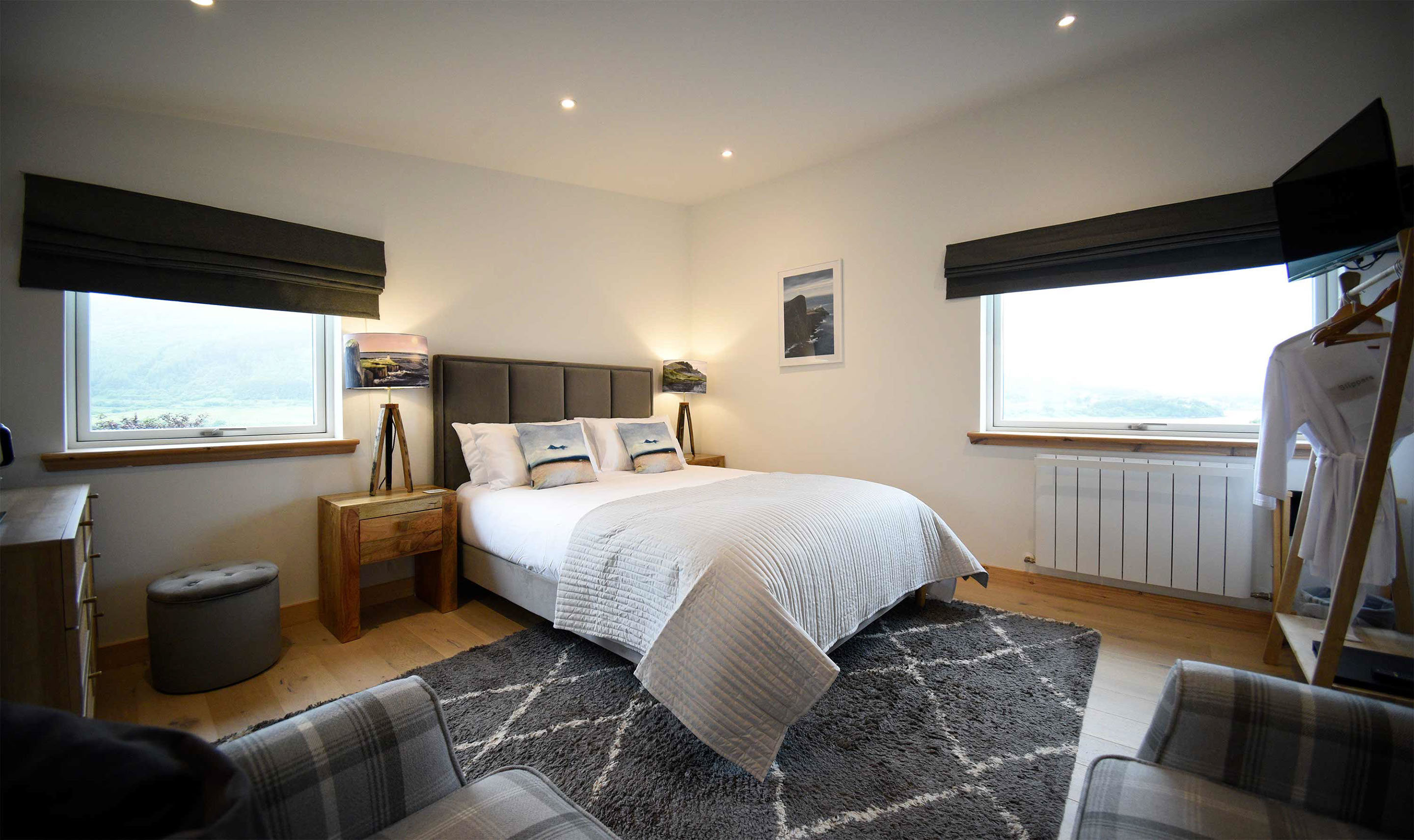 Taransay House Luxury Bed and Breakfast Accomodation in Portree with Super King Size Double Beds