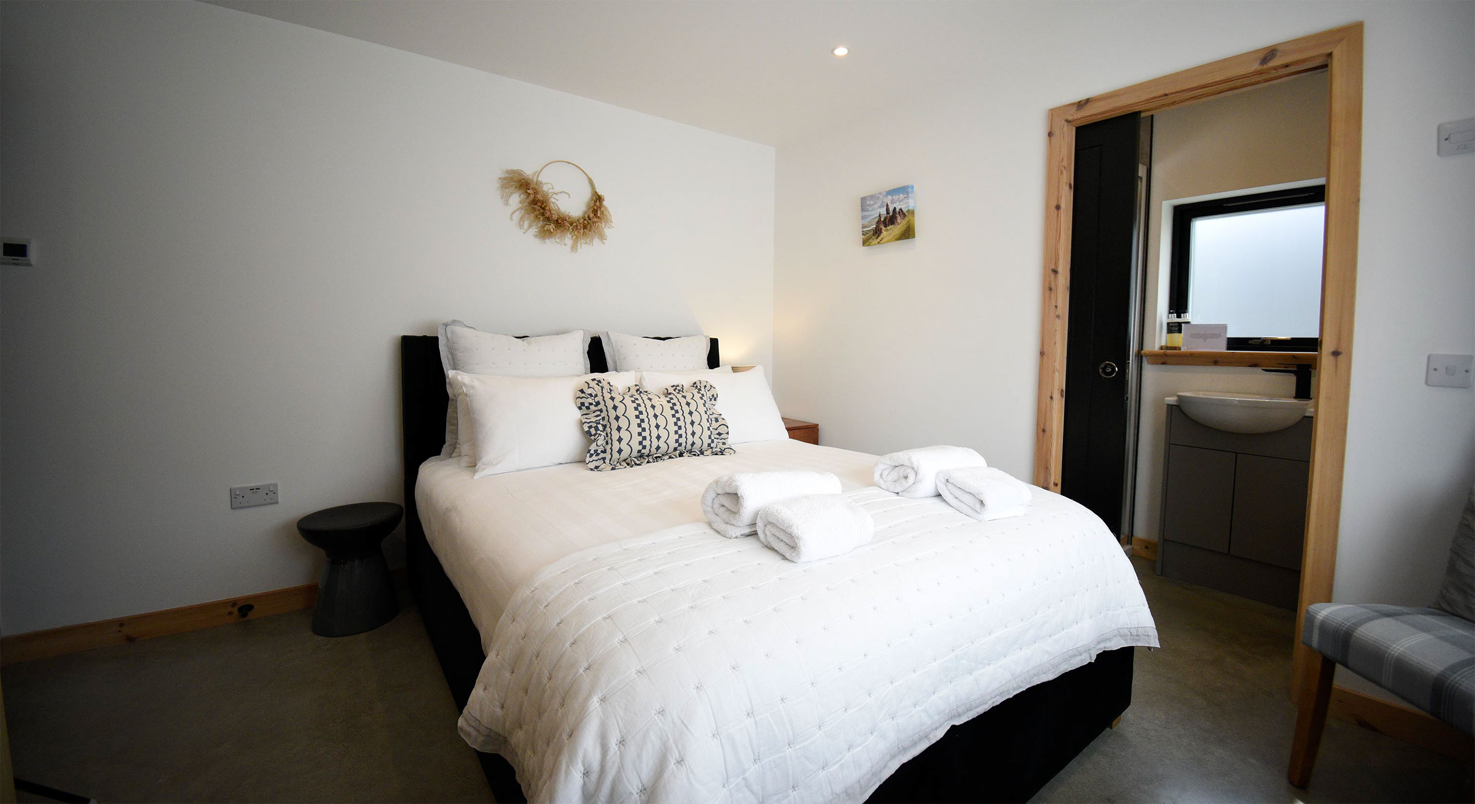 Enjoy Super King Size Double Bedrooms in Taransay House Luxury Bed and BReakfast Accommodation in Portree