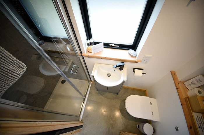 En suite shower rooms at Taigh Scalpaigh bed and breakfast accommodation near Portree