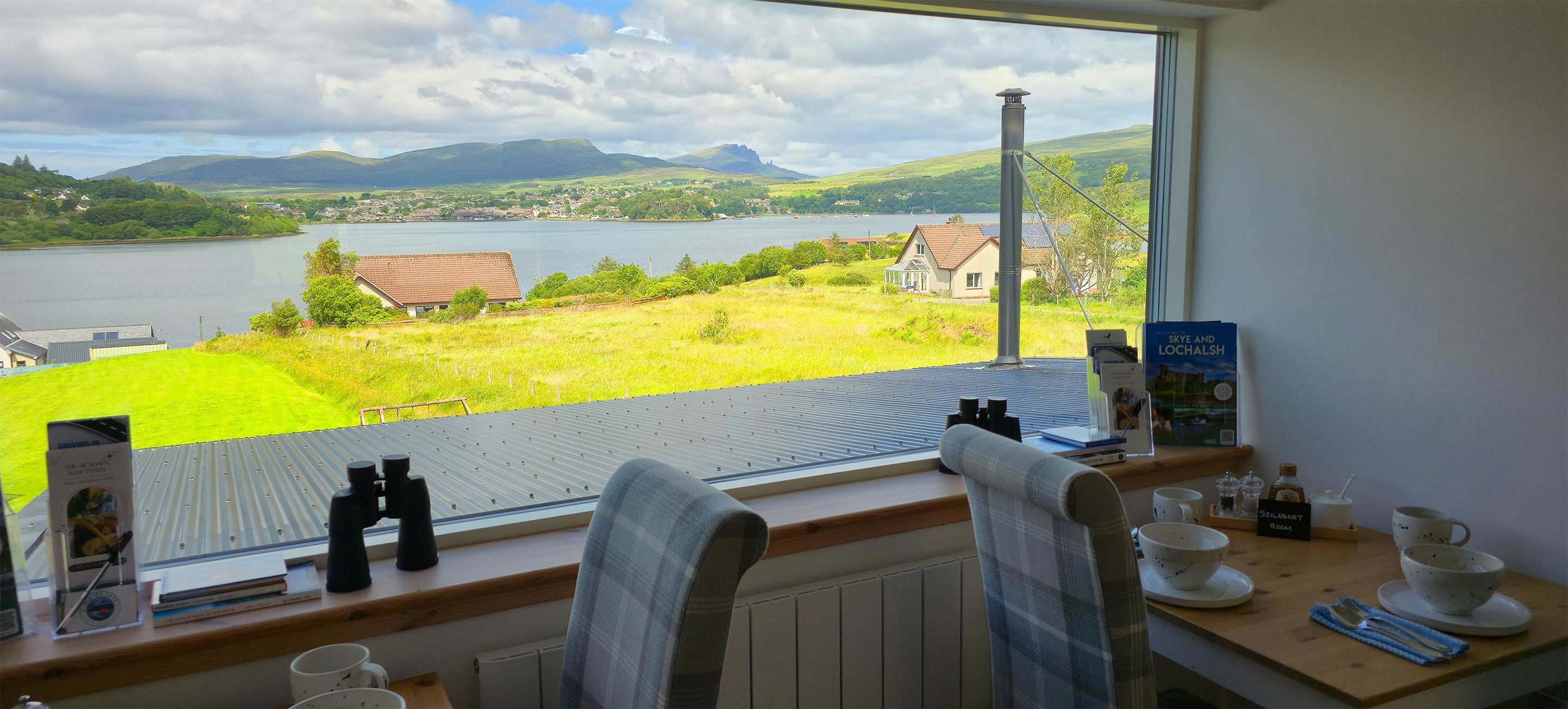 Taransay House Luxury Guest House Accommodation contains large spacious En Suite Bathrooms 